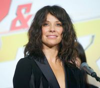 Evangeline Lilly Sweatshirt #3787094