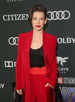 Evangeline Lilly Longsleeve T-shirt #3834817