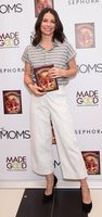 Evangeline Lilly Longsleeve T-shirt #3852017