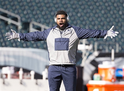 Ezekiel Elliott posters