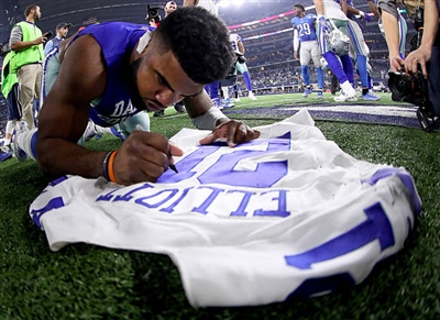 Ezekiel Elliott posters