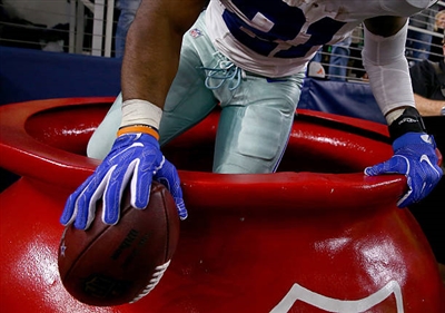 Ezekiel Elliott posters