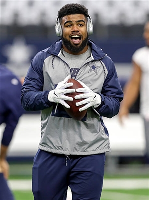 Ezekiel Elliott posters