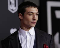 Ezra Miller t-shirt #2917099