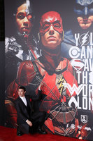 Ezra Miller t-shirt #2917116