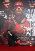 Ezra Miller Sweatshirt #2917146