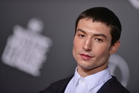 Ezra Miller Sweatshirt #2917302