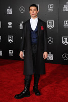 Ezra Miller Sweatshirt #2917565