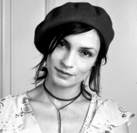 Famke Janssen Sweatshirt #1375907