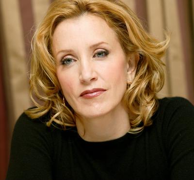 Felicity Huffman puzzle 2229333