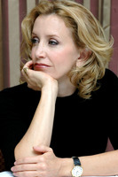 Felicity Huffman Sweatshirt #2229336