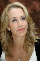 Felicity Huffman Sweatshirt #2407103