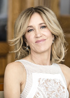 Felicity Huffman t-shirt #2478795