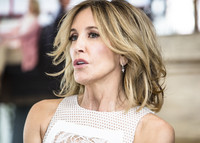 Felicity Huffman longsleeve t-shirt #2478797