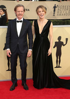 Felicity Huffman Sweatshirt #3195251