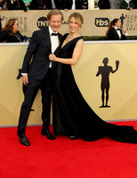 Felicity Huffman longsleeve t-shirt #3195257