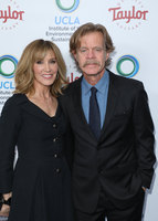 Felicity Huffman longsleeve t-shirt #3195291