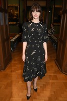 Felicity Jones Longsleeve T-shirt #3143795