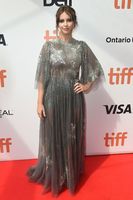 Felicity Jones Longsleeve T-shirt #3889707