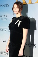 Felicity Jones Longsleeve T-shirt #3912717