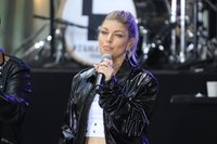 Fergie Longsleeve T-shirt #2760765