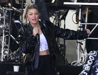Fergie Longsleeve T-shirt #2760906