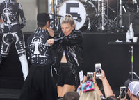 Fergie Sweatshirt #2761338