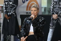 Fergie Longsleeve T-shirt #2761732