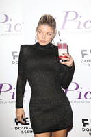 Fergie Sweatshirt #2762137