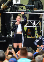 Fergie Sweatshirt #2762229