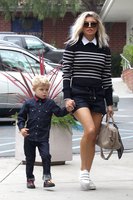 Fergie Sweatshirt #2805122