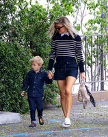 Fergie Sweatshirt #2805191