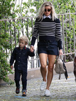 Fergie hoodie #2805236