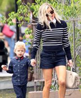 Fergie Sweatshirt #2805295