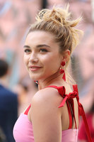 Florence Pugh Longsleeve T-shirt #3262623