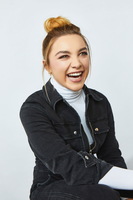Florence Pugh Longsleeve T-shirt #3675804