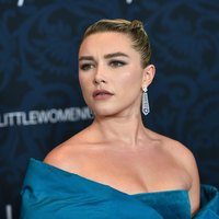 Florence Pugh Longsleeve T-shirt #3909690