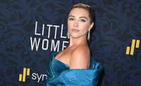 Florence Pugh Longsleeve T-shirt #3909697