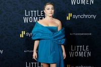 Florence Pugh Longsleeve T-shirt #3909725