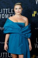 Florence Pugh t-shirt #3909762