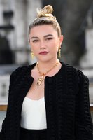 Florence Pugh Longsleeve T-shirt #3909854