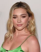 Florence Pugh mug #G2527154