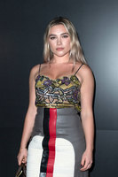 Florence Pugh Sweatshirt #3932718