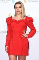 Florence Pugh Sweatshirt #3932730