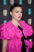 Florence Pugh Sweatshirt #3932801