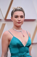 Florence Pugh Longsleeve T-shirt #3932899