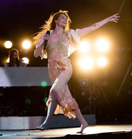 Florence Welch Longsleeve T-shirt #3300474