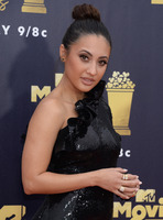 Francia Raisa Longsleeve T-shirt #3319381