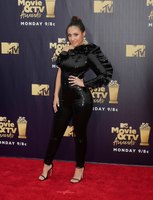 Francia Raisa Longsleeve T-shirt #3319386