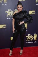 Francia Raisa Longsleeve T-shirt #3319388